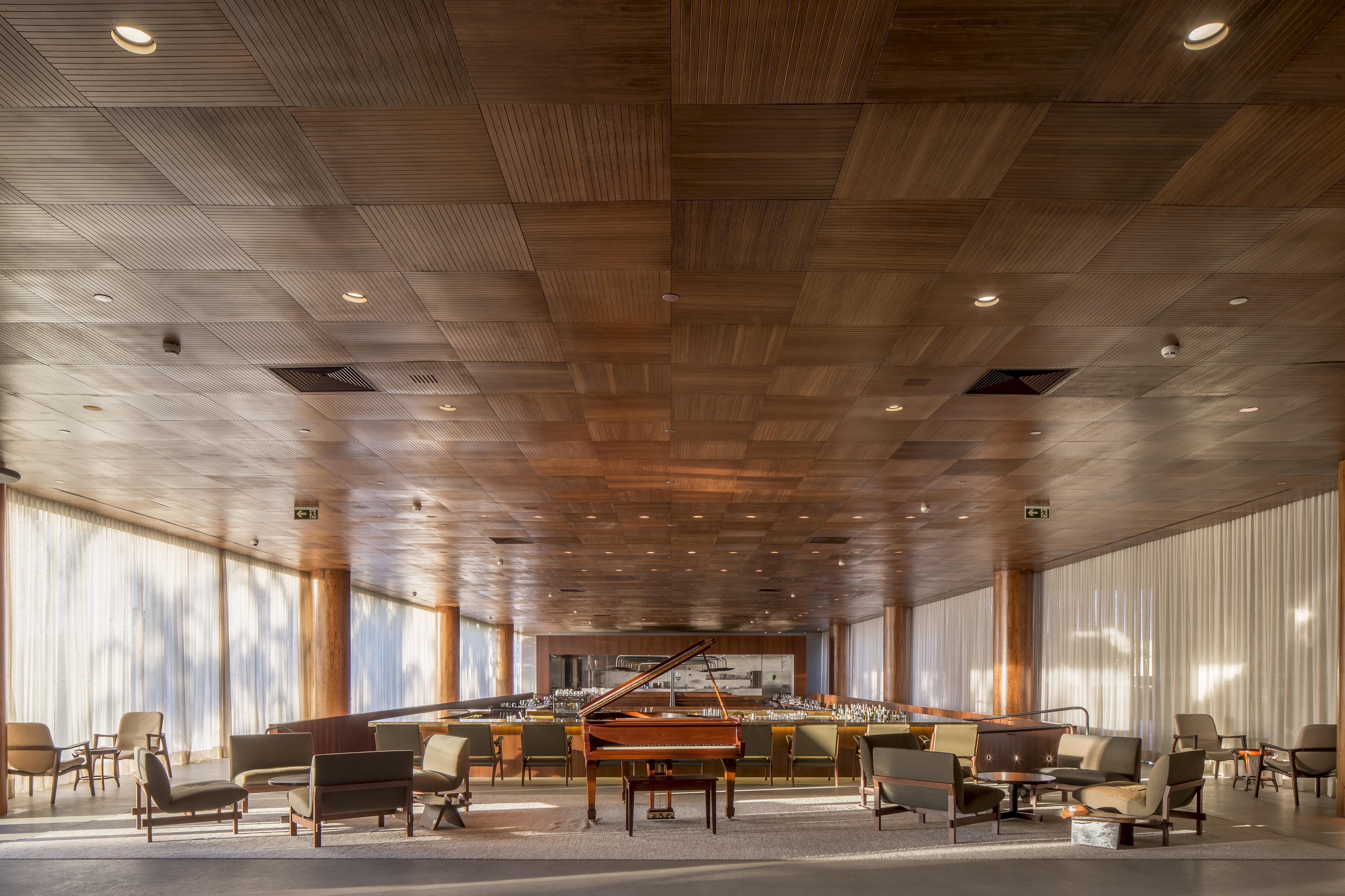 B Hotel Бразилиа Экстерьер фото The interior of the lounge