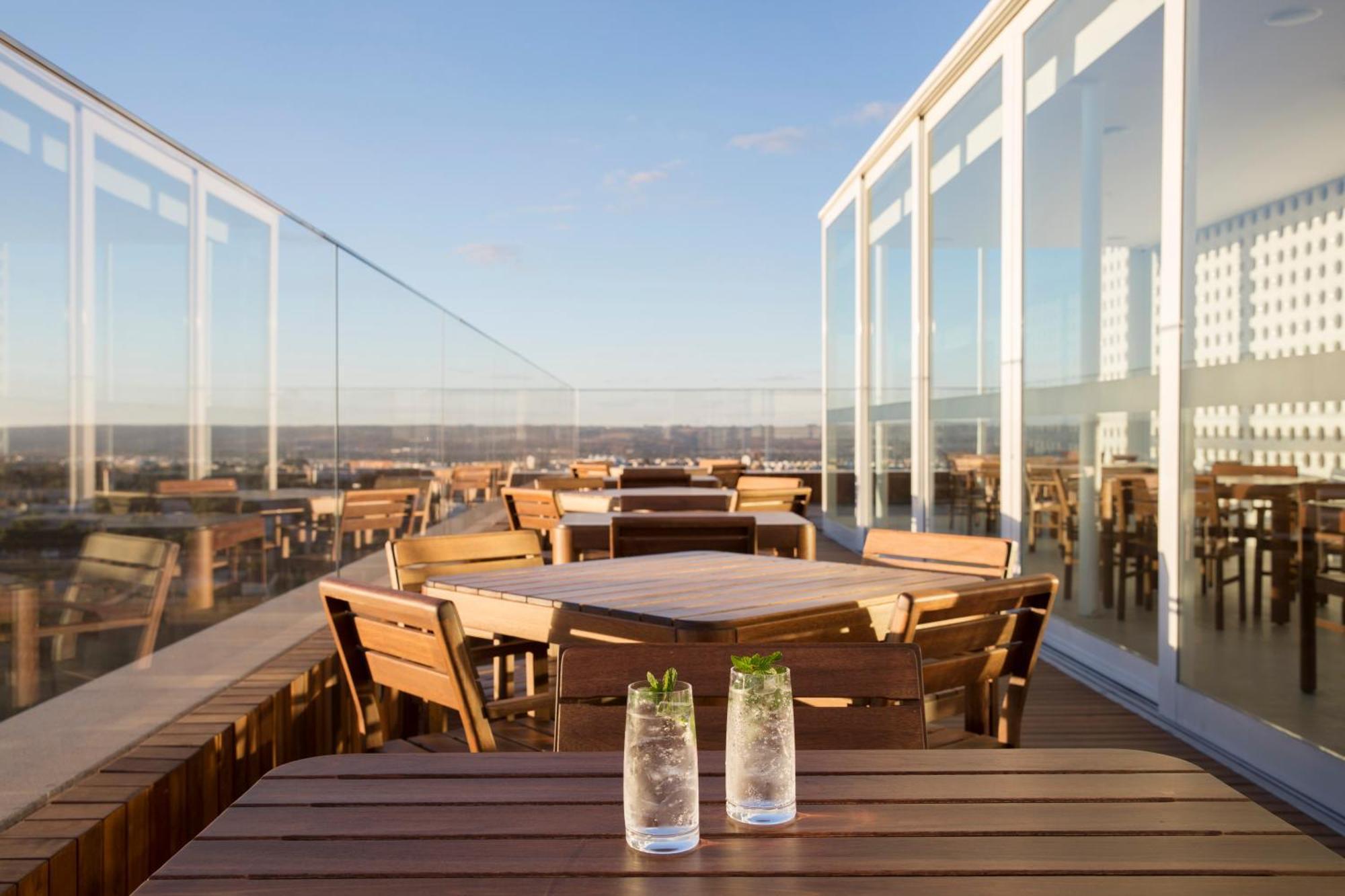 B Hotel Бразилиа Экстерьер фото The View from the Shard