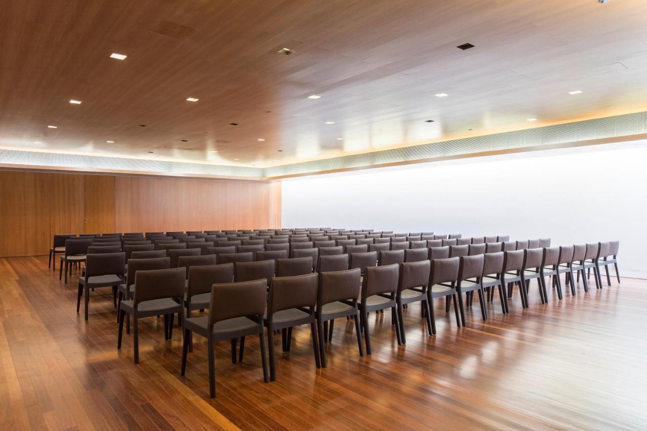B Hotel Бразилиа Экстерьер фото The auditorium